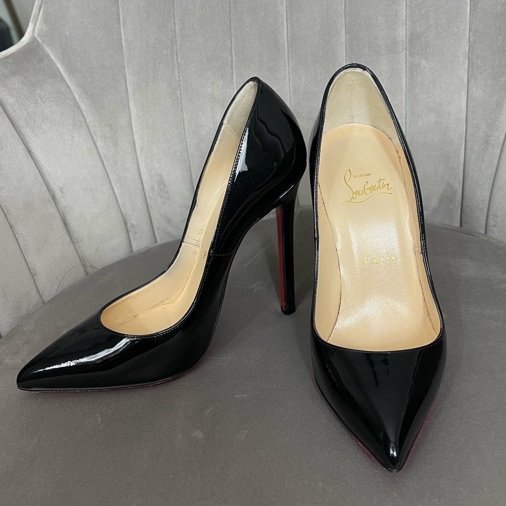 Christian Louboutin Pumps Black Patent Size 36.5
